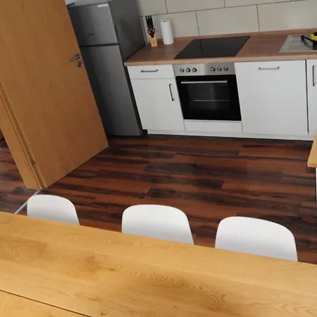 Lehastays - Gruppenapartment Cracau Apartamento Magdeburgo