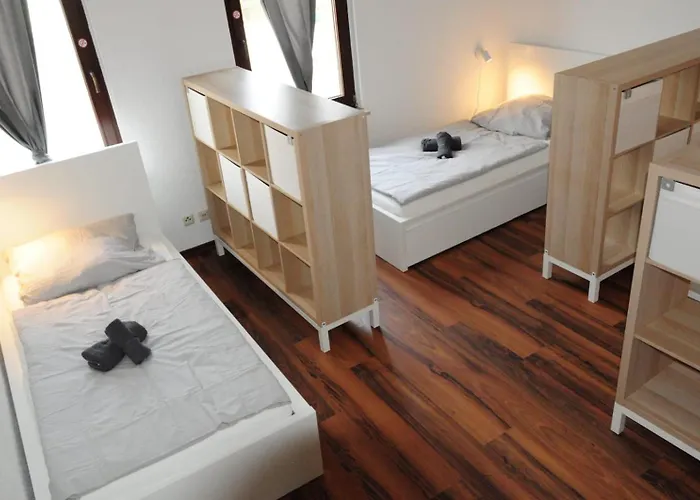 Lehastays - Gruppenapartment Cracau