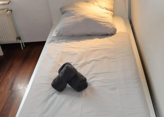 Lehastays - Gruppenapartment Cracau *